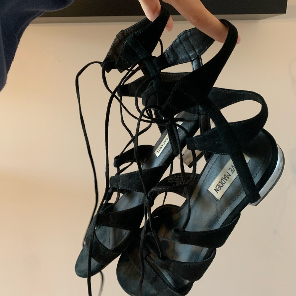 strappy steve madden sandals